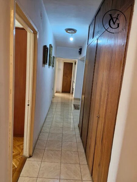 Piata 1 Mai, apartament 3 camere.